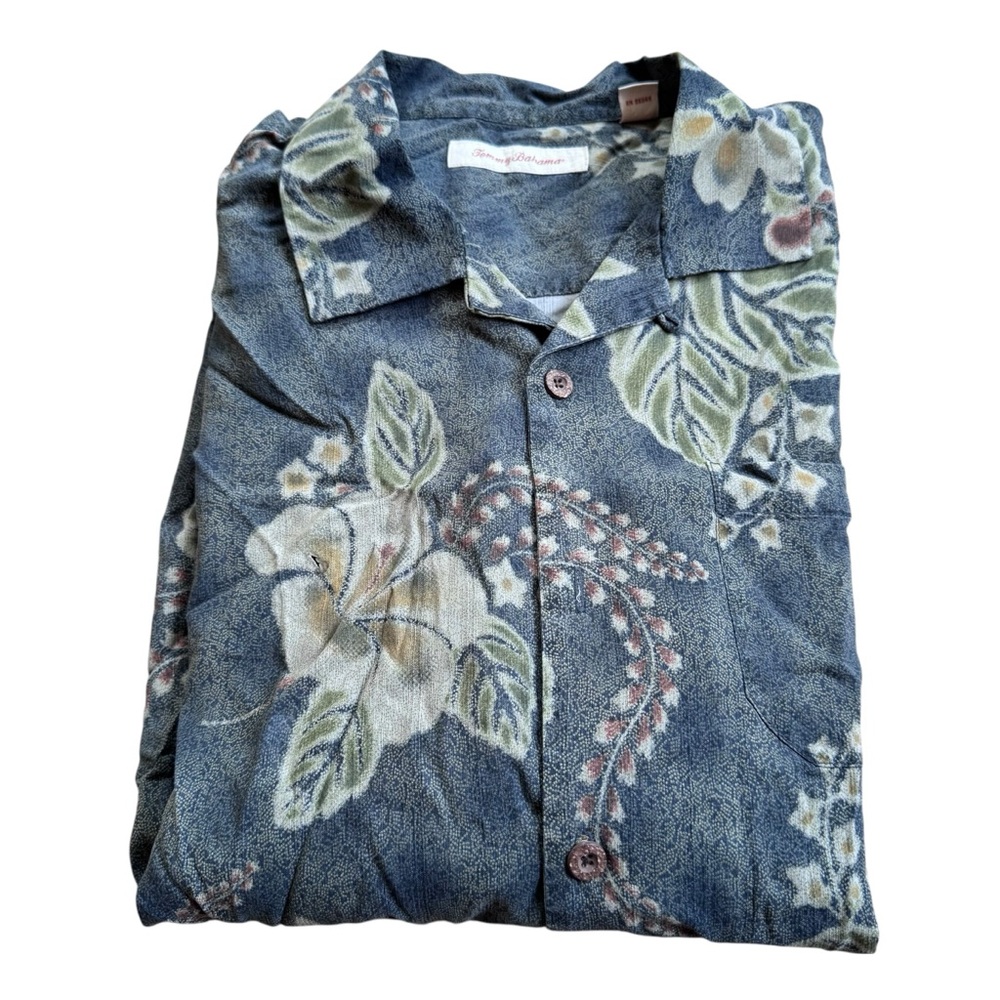 TOMMY BAHAMA SHORT SLEEVE SILK BUTTON UP SHIRT- BATIK LOOKING STYLE -SIZE XL